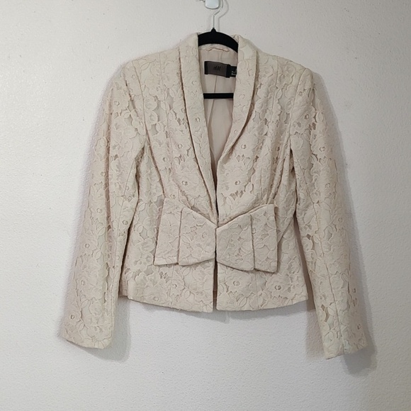 H&M Jackets & Blazers - H&M Blush Lace Bow Closure Blazer Size 8